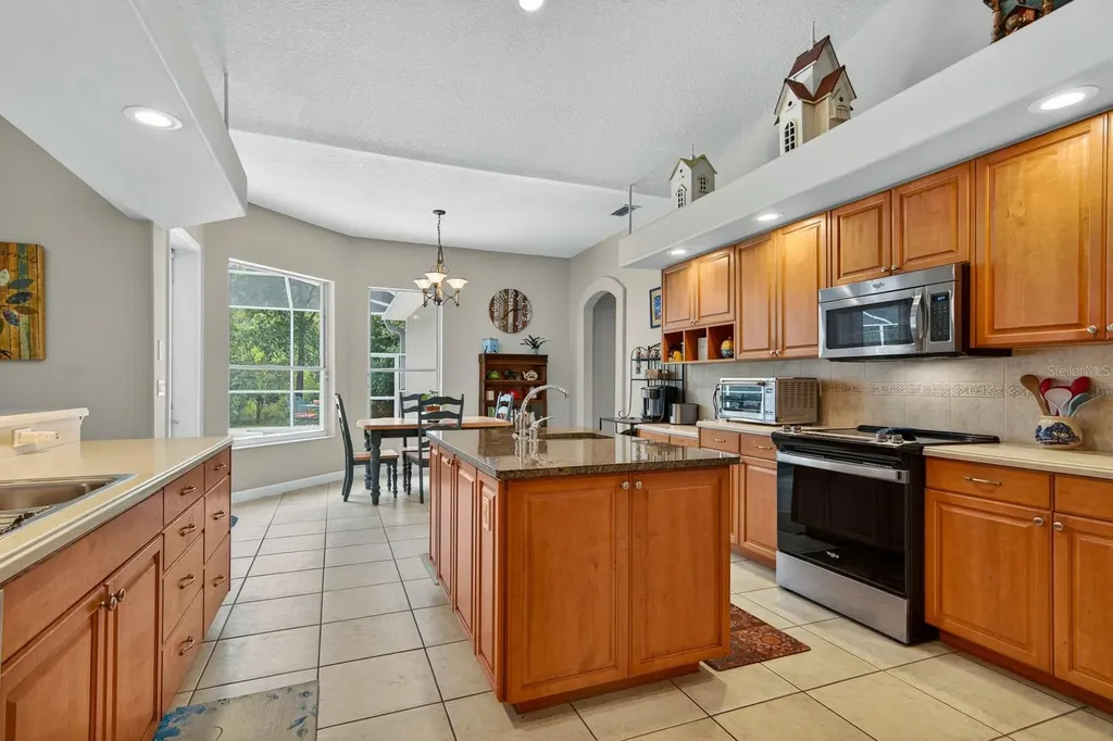 6130 Bridleford Drive Wesley Chapel FL 33545