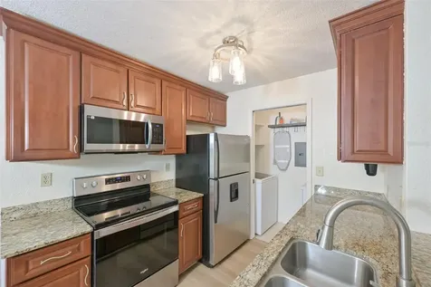 10265 Gandy Boulevard N St Petersburg FL 33702