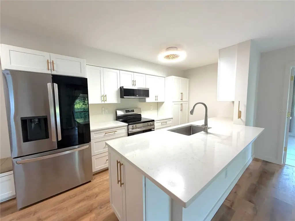 2067 Hunters Glen Drive Dunedin FL 34698