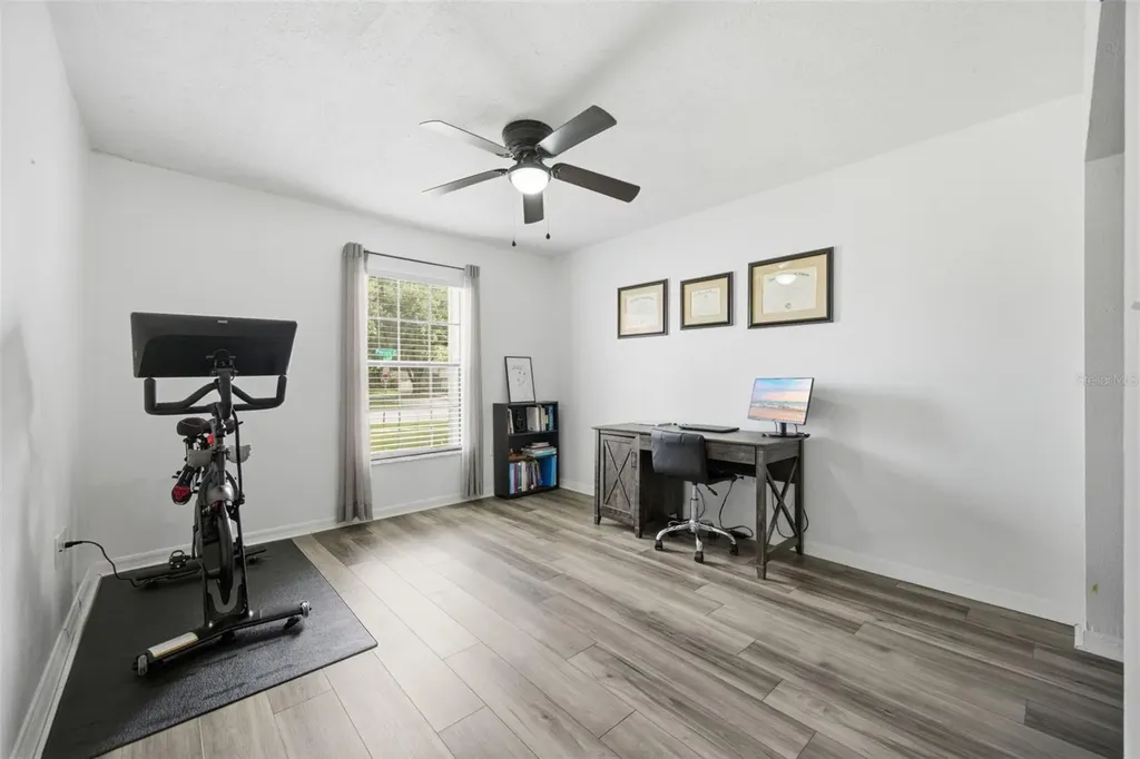 102 Peacock Circle Safety Harbor FL 34695