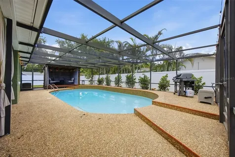 102 Peacock Circle Safety Harbor FL 34695