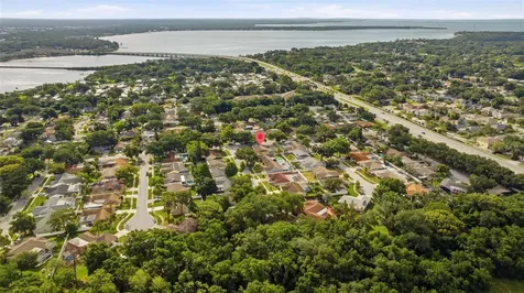 102 Peacock Circle Safety Harbor FL 34695