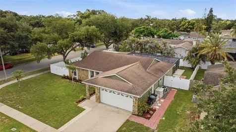 102 Peacock Circle Safety Harbor FL 34695