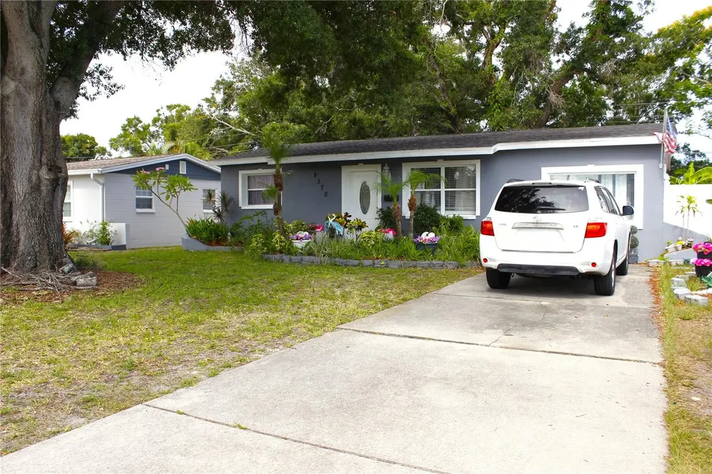8370 52nd Way N Pinellas Park FL 33781