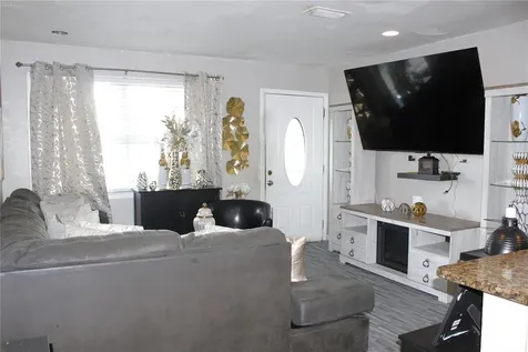 8370 52nd Way N Pinellas Park FL 33781
