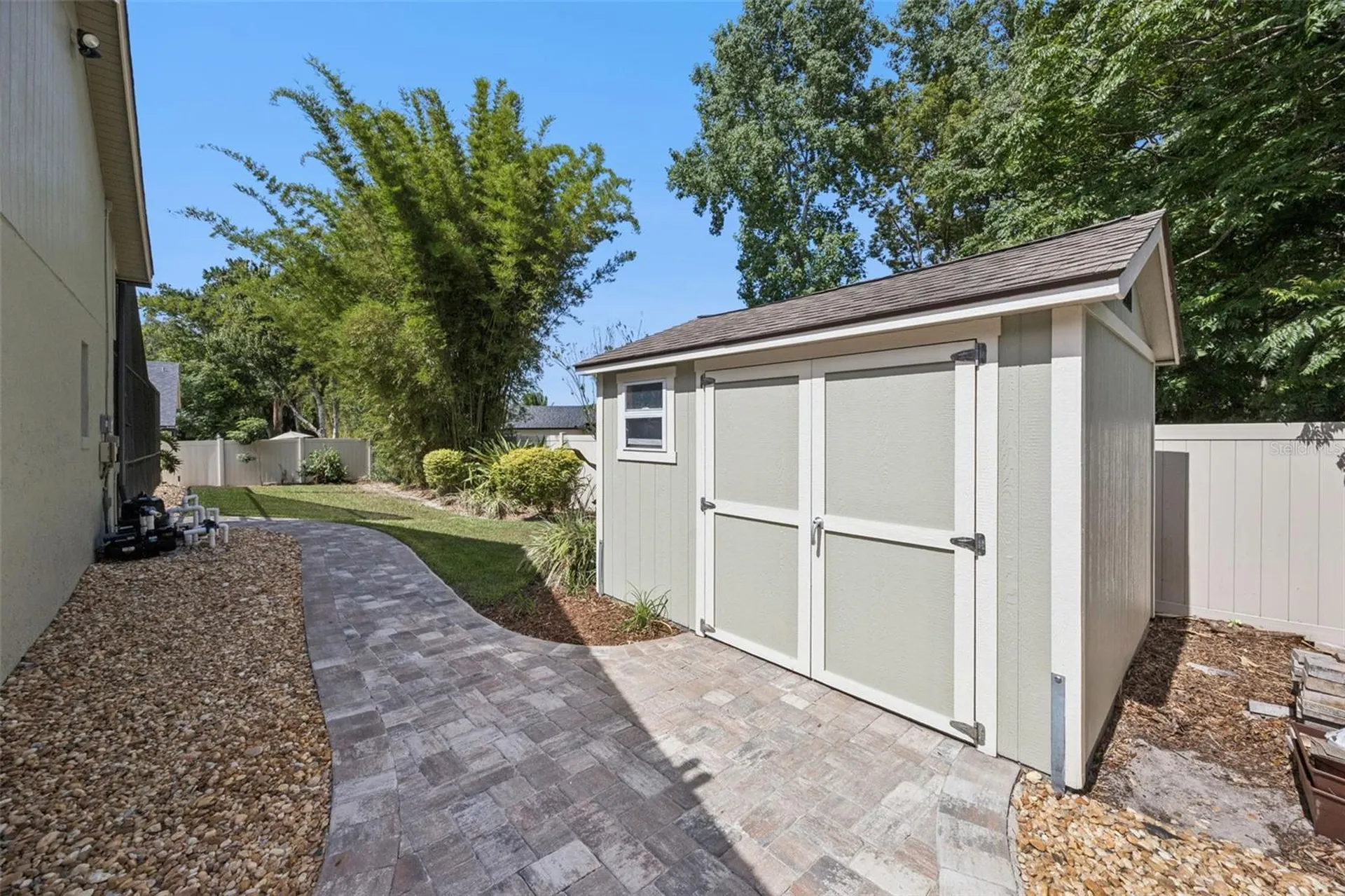 1056 New Castle Lane Oviedo FL 32765