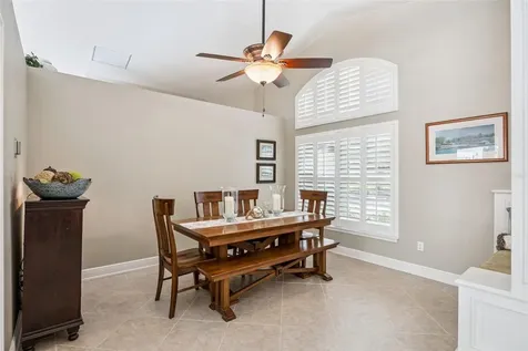 1056 New Castle Lane Oviedo FL 32765