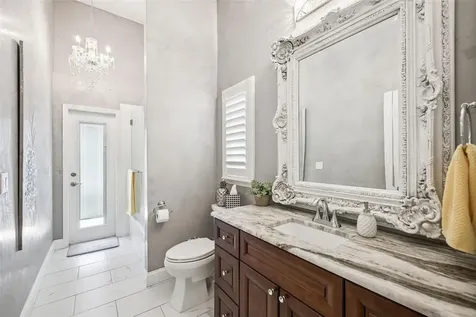 1056 New Castle Lane Oviedo FL 32765