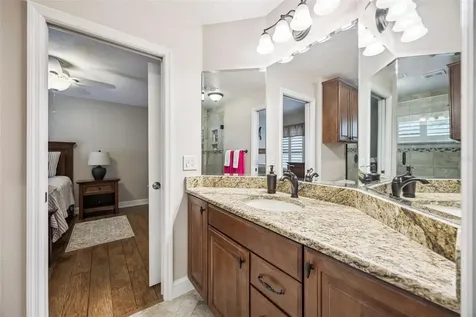 1056 New Castle Lane Oviedo FL 32765