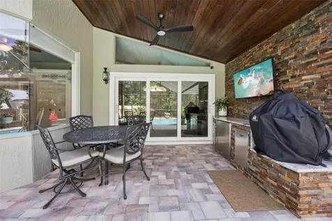 1056 New Castle Lane Oviedo FL 32765