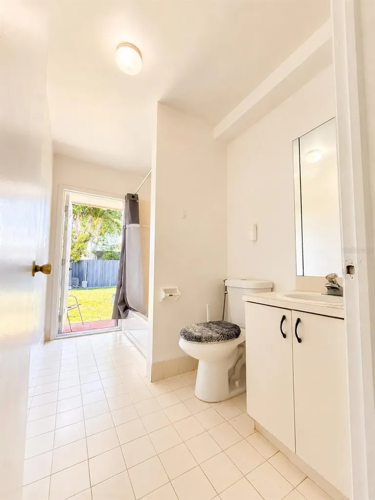 14719 SW 176 Th Street Miami FL 33187