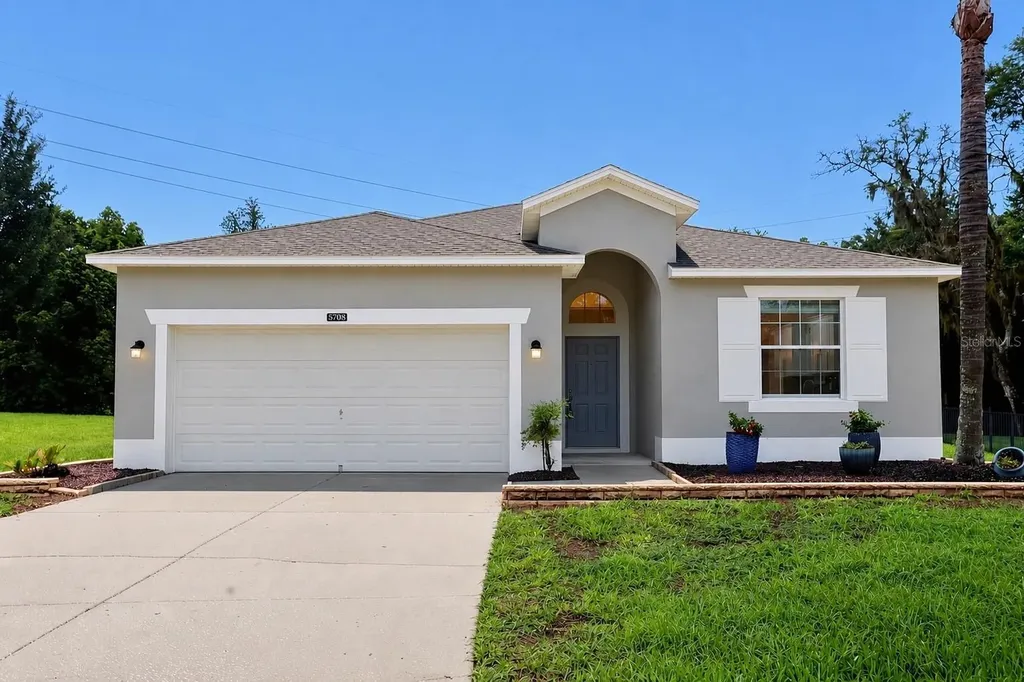 5708 Rutherford Road Mount Dora FL 32757