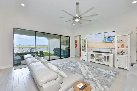 5379 Everlong Drive Apollo Beach FL 33572