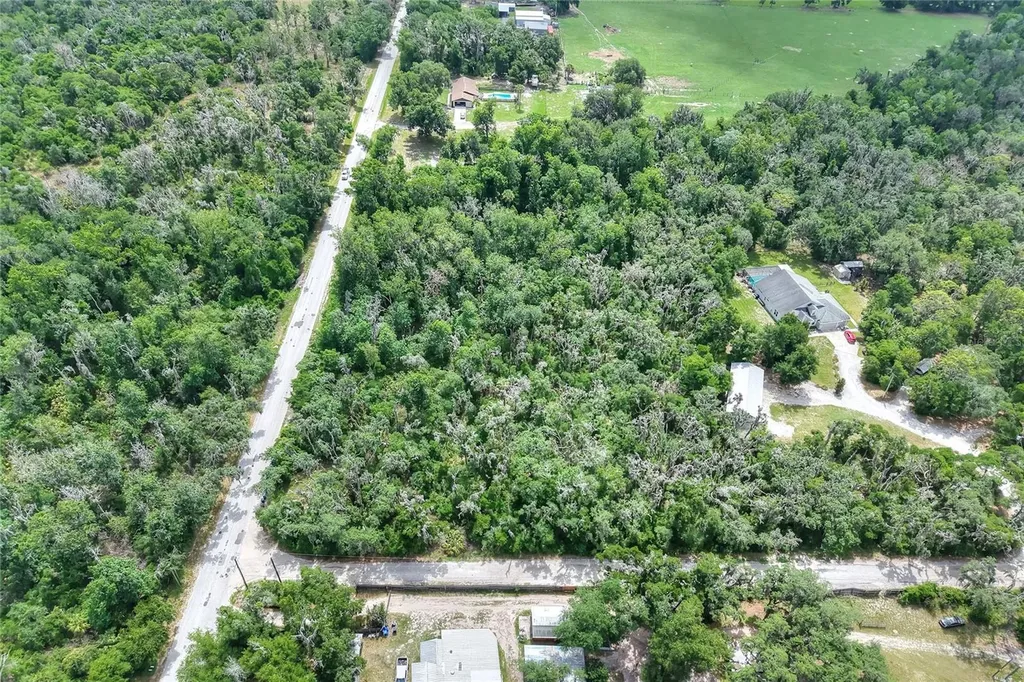 600 Thompson Road Lithia FL 33547