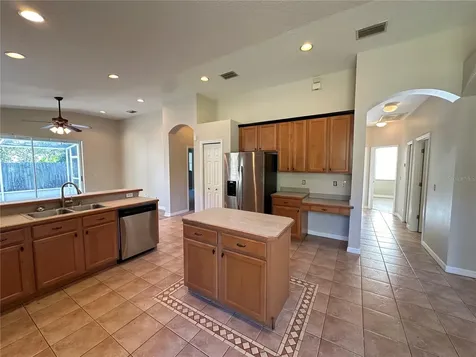 8037 Moccasin Trail Drive Riverview FL 33578