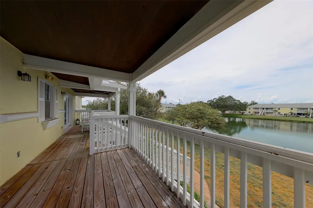 222 Pompano Drive SE St Petersburg FL 33705