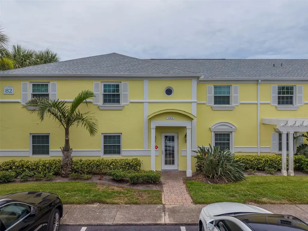 222 Pompano Drive SE St Petersburg FL 33705