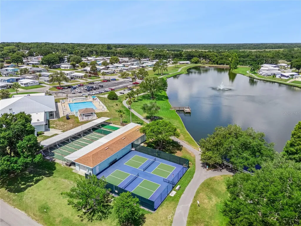 5035 Lodgewood Drive Lakeland FL 33810