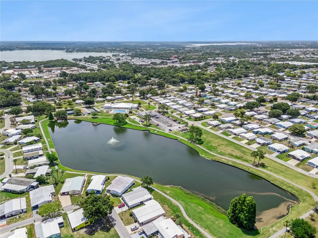 5035 Lodgewood Drive Lakeland FL 33810
