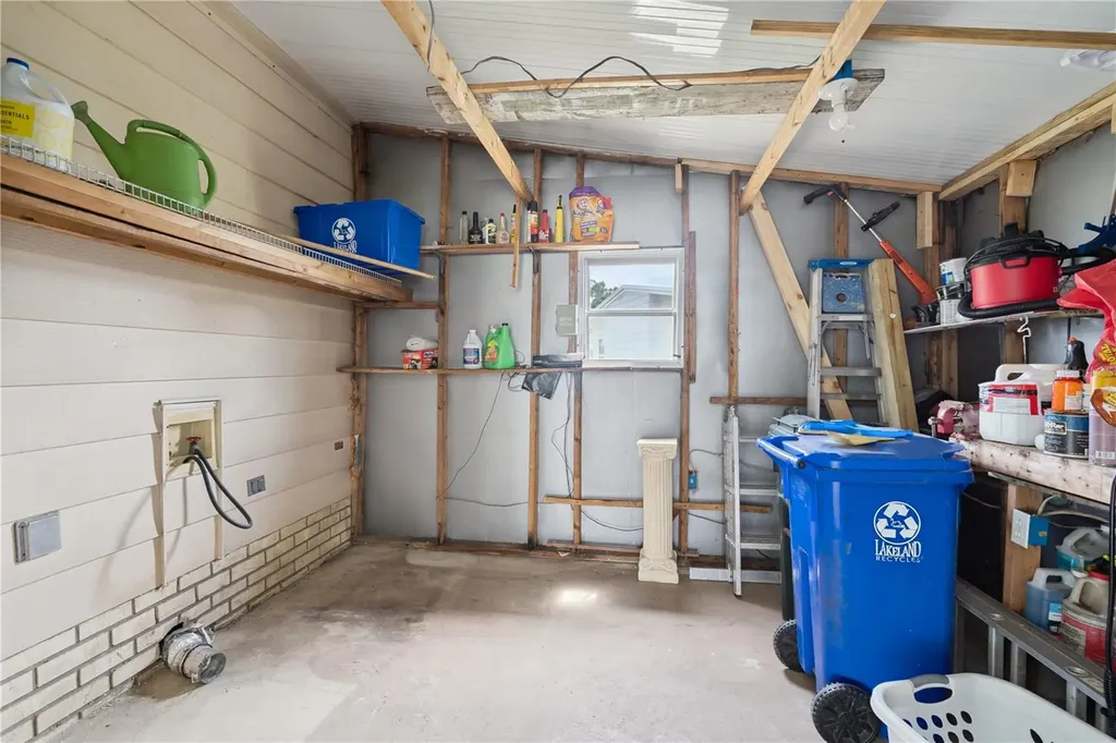 5035 Lodgewood Drive Lakeland FL 33810