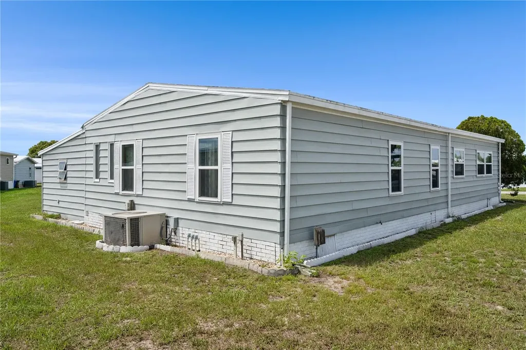 5035 Lodgewood Drive Lakeland FL 33810