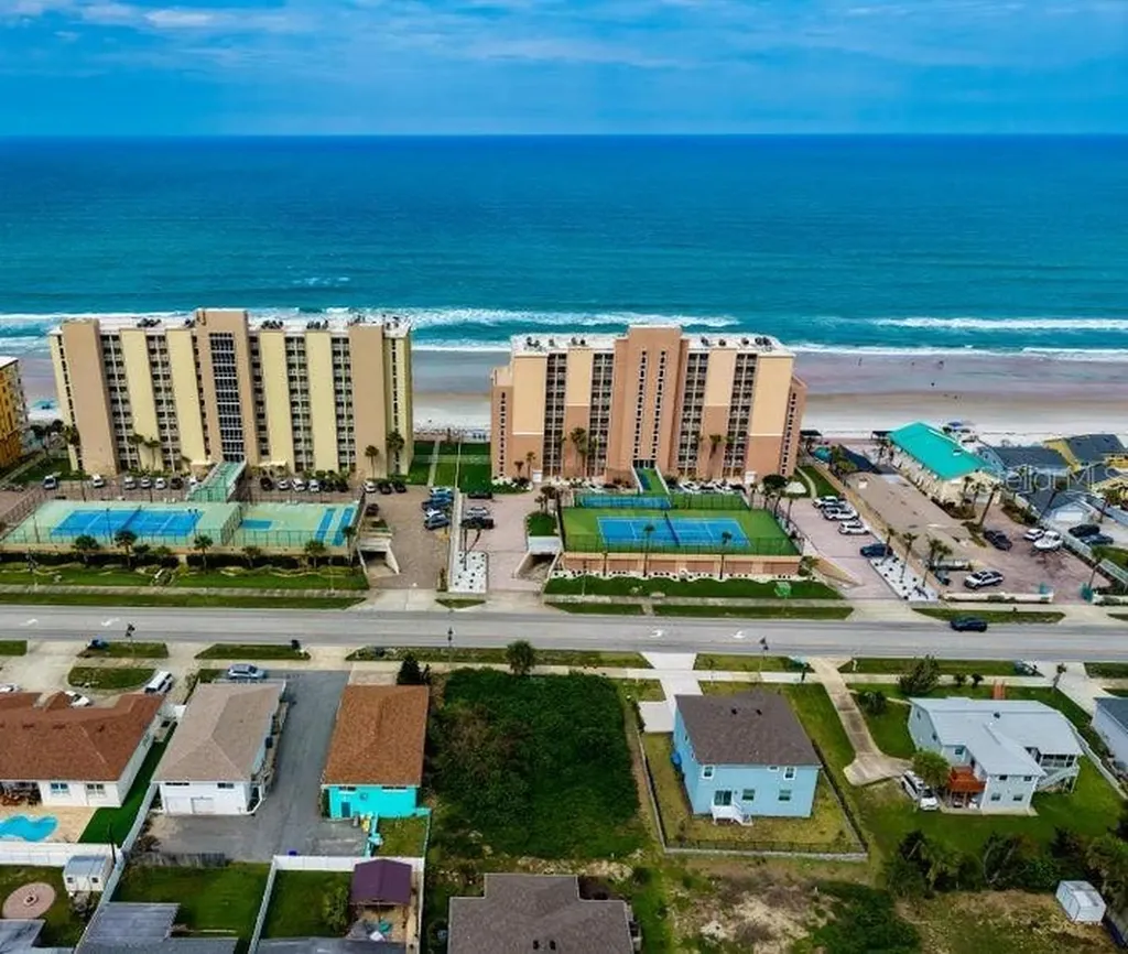 3826 S Atlantic Avenue Daytona Beach Shores FL 32118