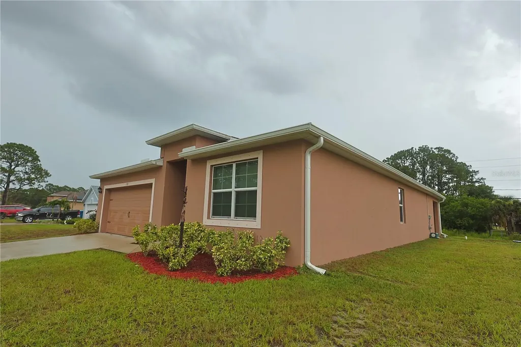 538 Vin Rose Circle SE Palm Bay FL 32909