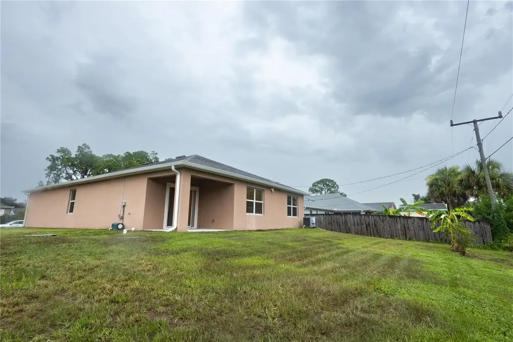 538 Vin Rose Circle SE Palm Bay FL 32909