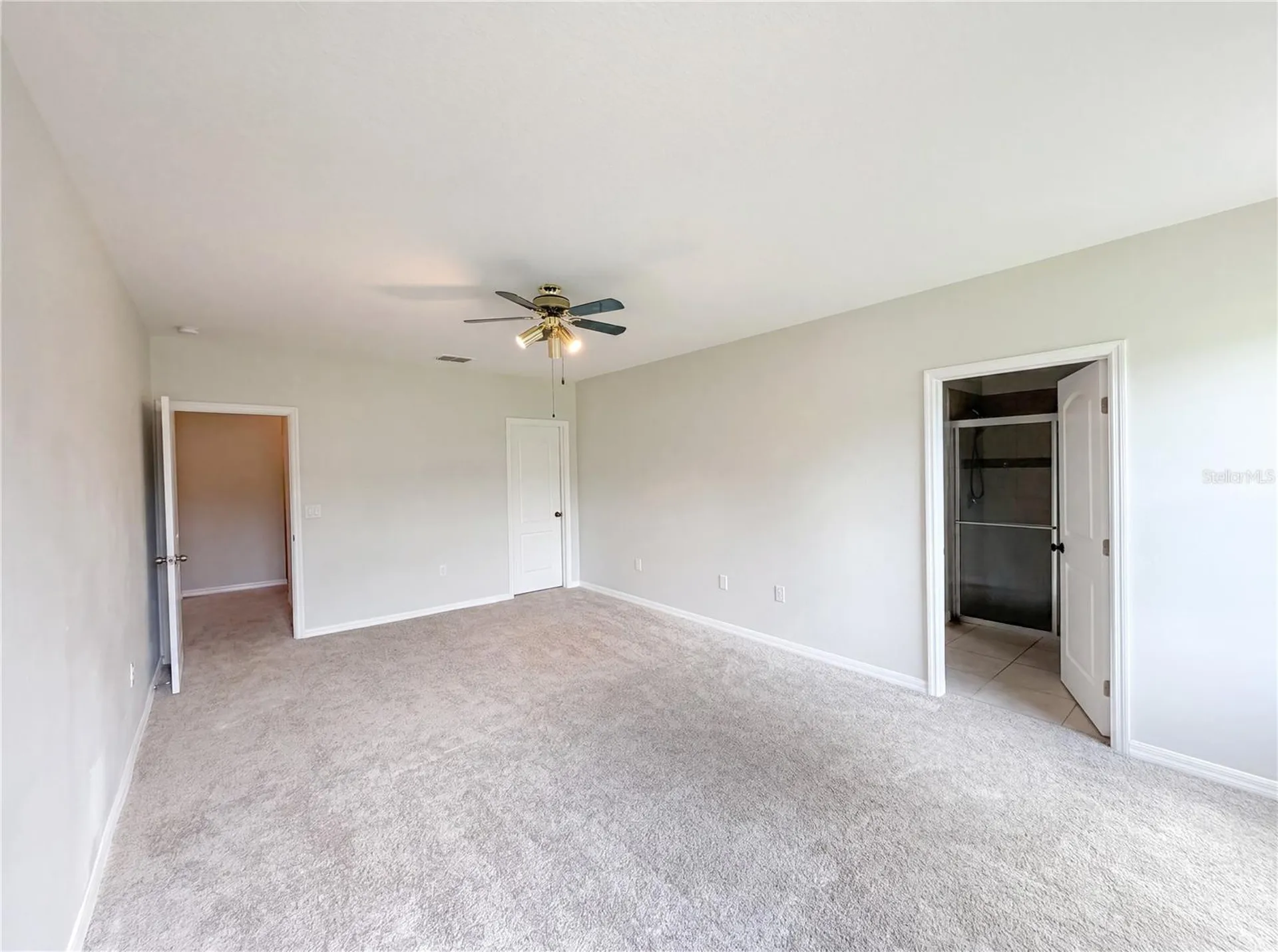 4876 Grassy Knoll Drive Tavares FL 32778