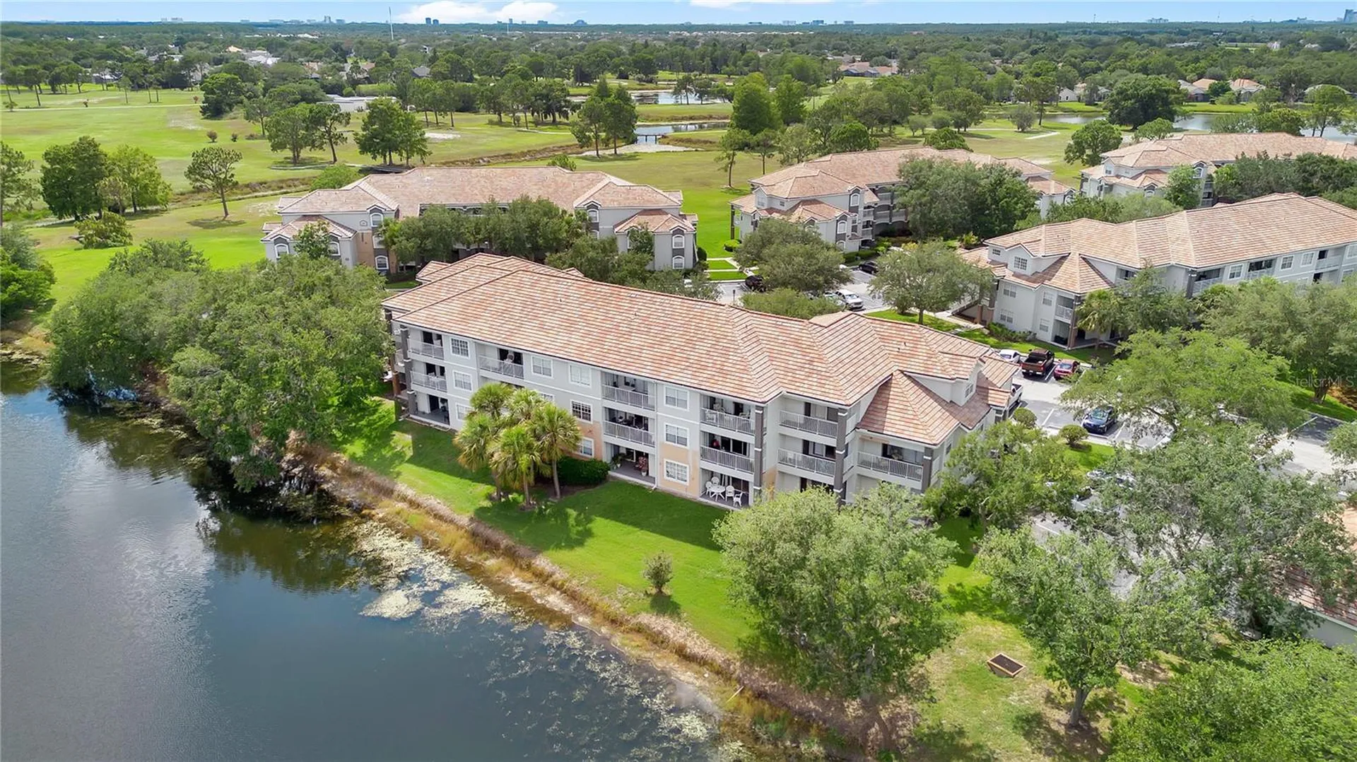 13815 Fairway Island Drive Orlando FL 32837