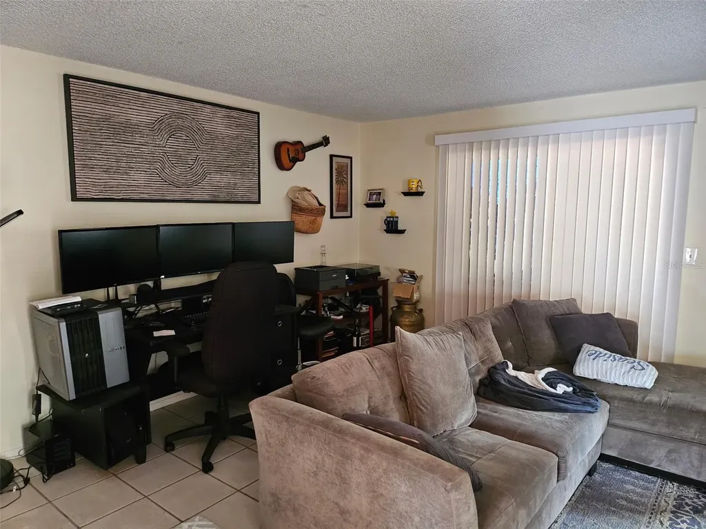 2613 Pine Lake Terrace Sarasota FL 34237