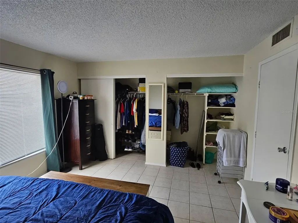 2613 Pine Lake Terrace Sarasota FL 34237