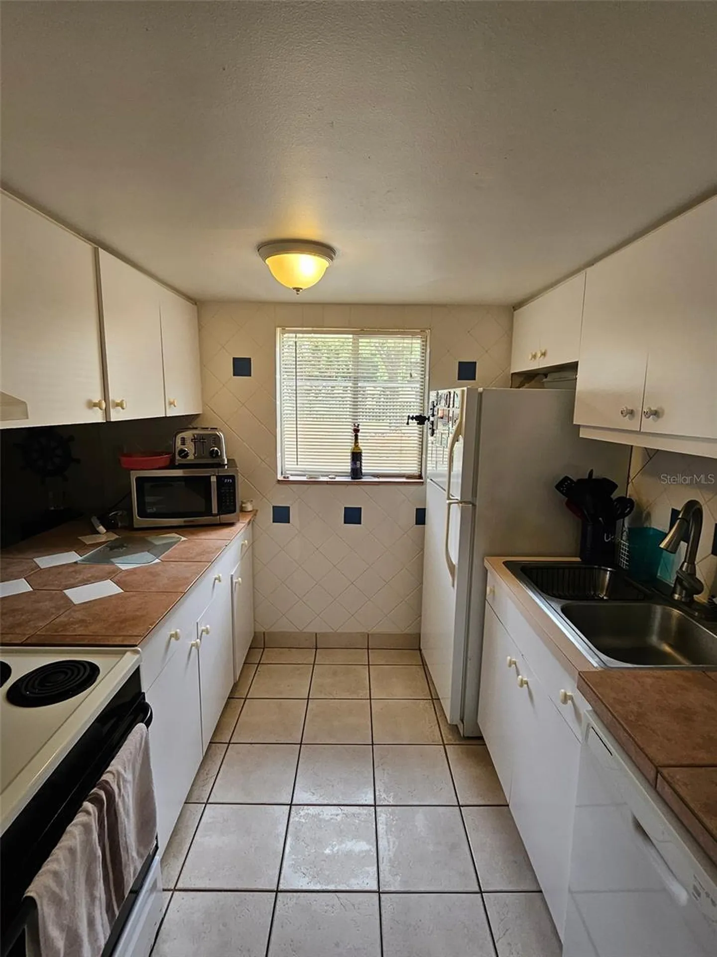 2613 Pine Lake Terrace Sarasota FL 34237