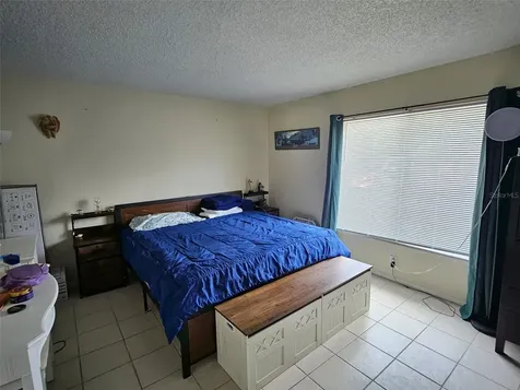 2613 Pine Lake Terrace Sarasota FL 34237