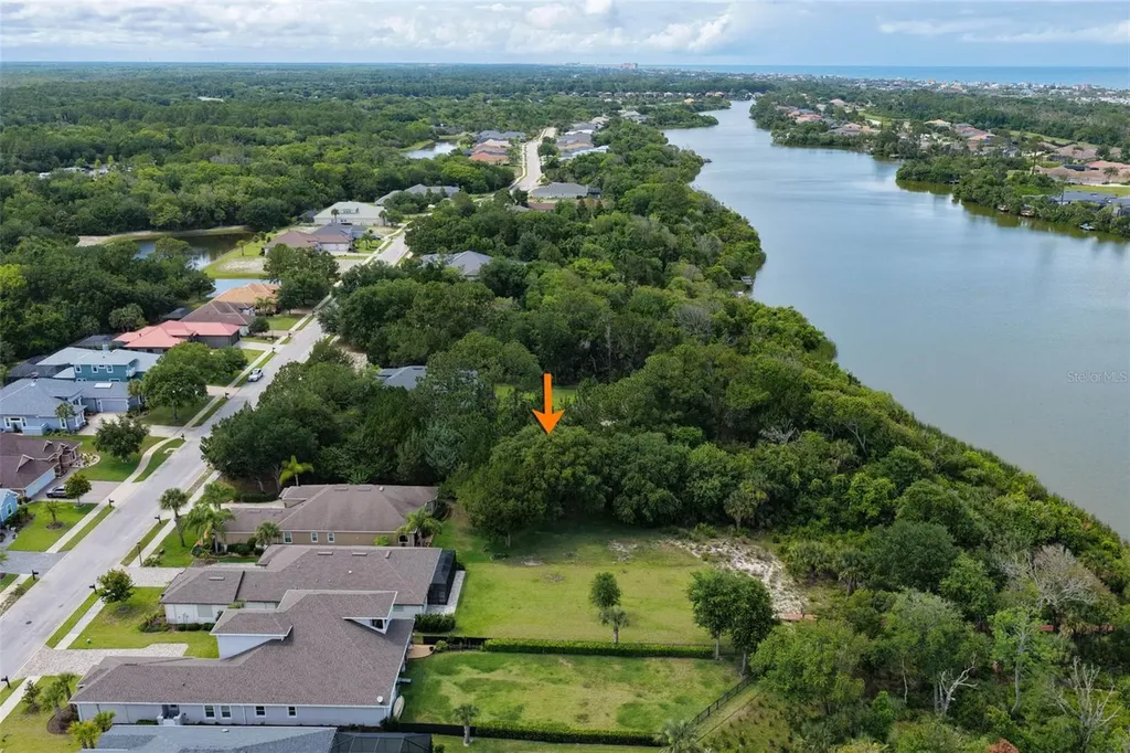 18 N Lakewalk Drive Palm Coast FL 32137
