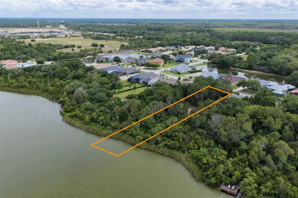 18 N Lakewalk Drive Palm Coast FL 32137
