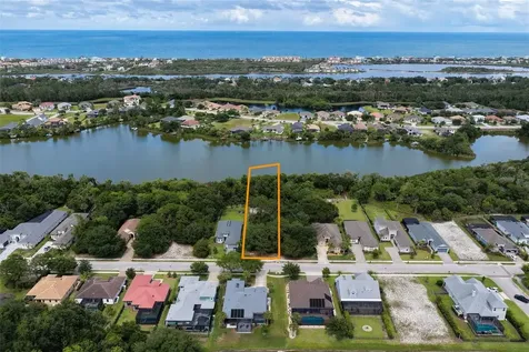 18 N Lakewalk Drive Palm Coast FL 32137