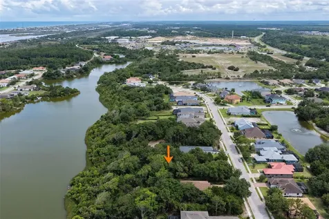 18 N Lakewalk Drive Palm Coast FL 32137