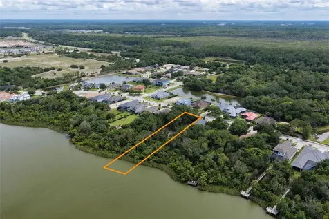 18 N Lakewalk Drive Palm Coast FL 32137