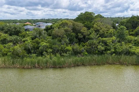 18 N Lakewalk Drive Palm Coast FL 32137