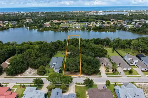 18 N Lakewalk Drive Palm Coast FL 32137