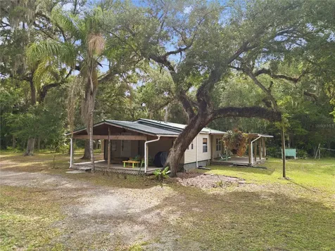 1900 Retreat Road Geneva FL 32732