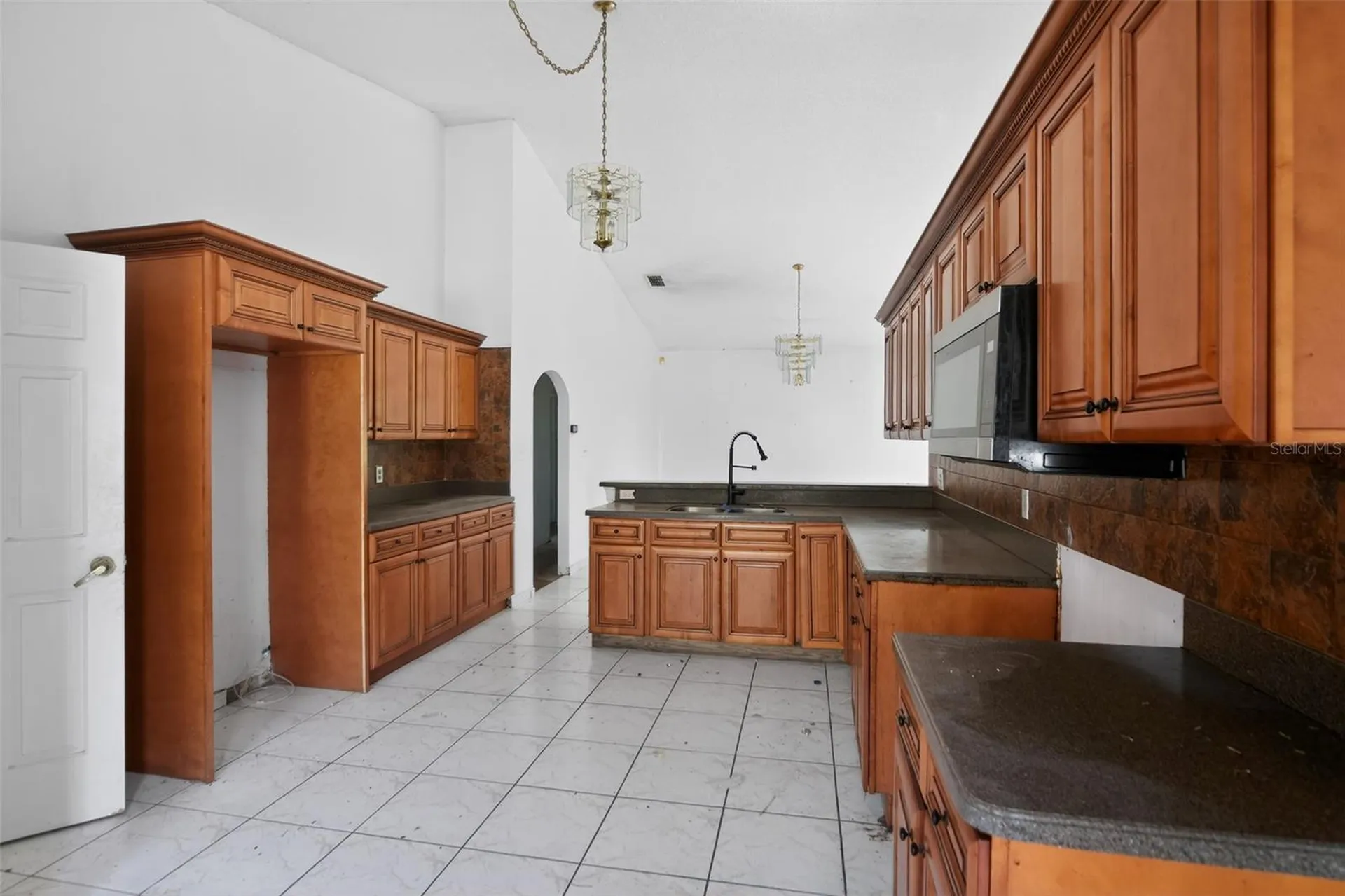 1006 N Magee Creek Court Oviedo FL 32765