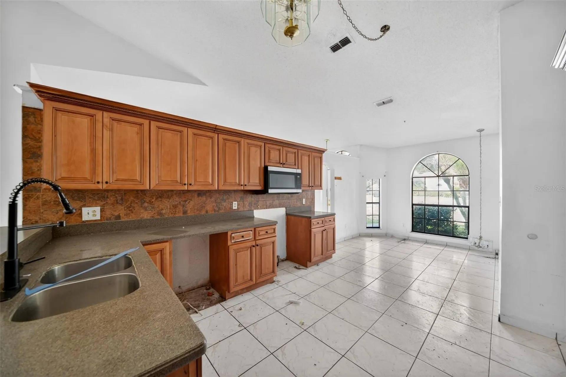 1006 N Magee Creek Court Oviedo FL 32765