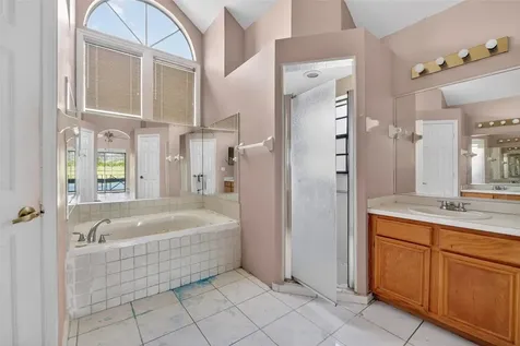 1006 N Magee Creek Court Oviedo FL 32765