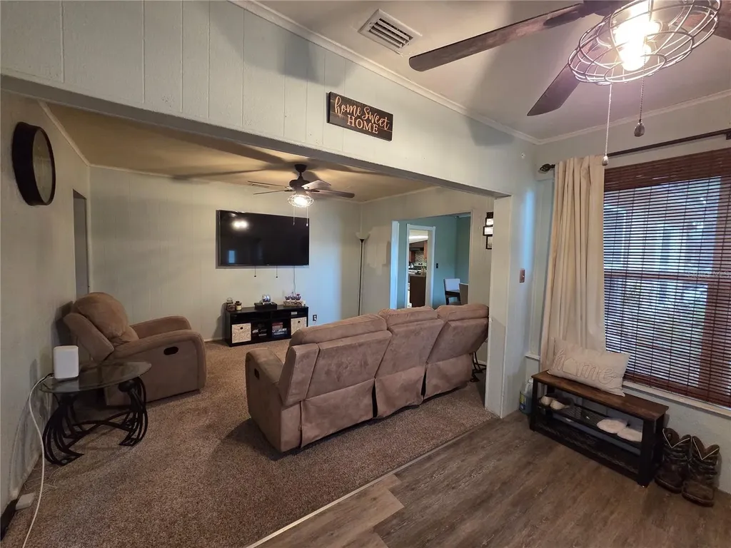124 E F Street Frostproof FL 33843