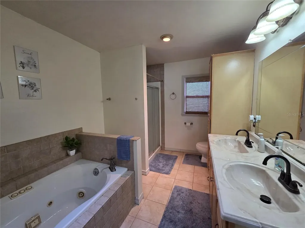 124 E F Street Frostproof FL 33843
