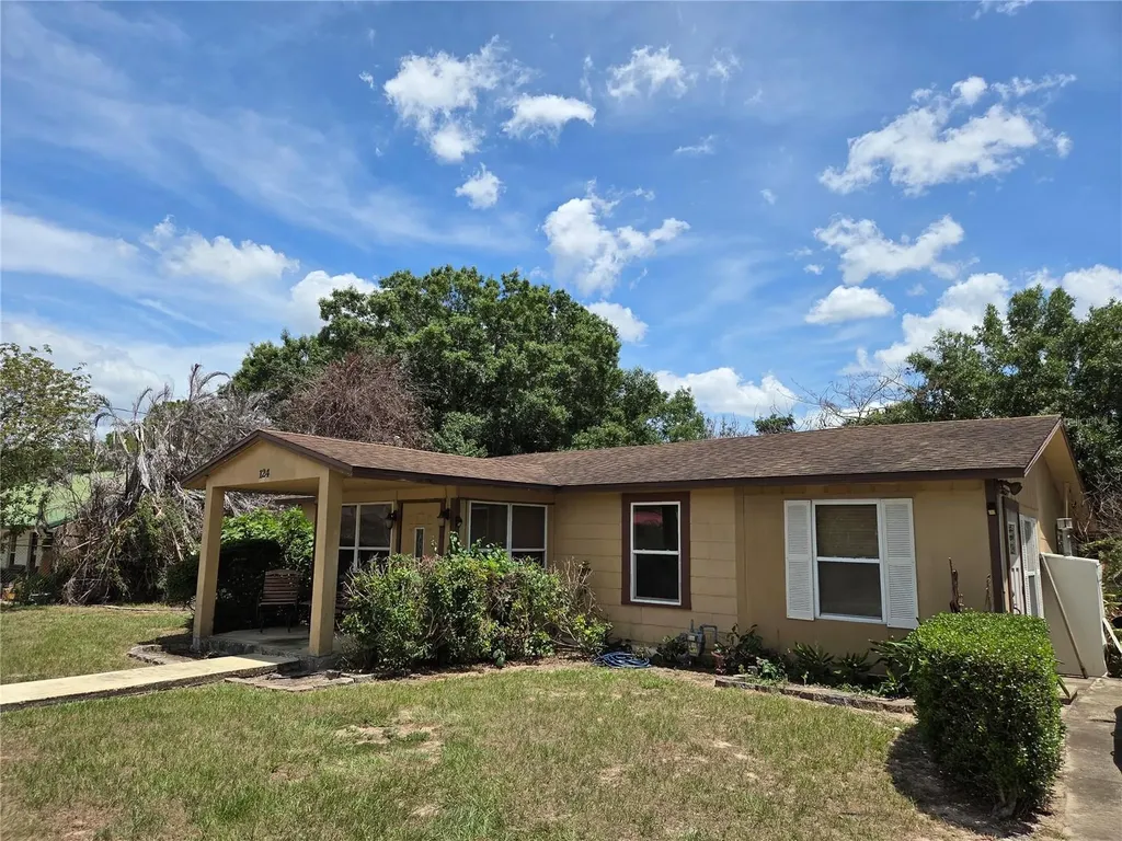 124 E F Street Frostproof FL 33843