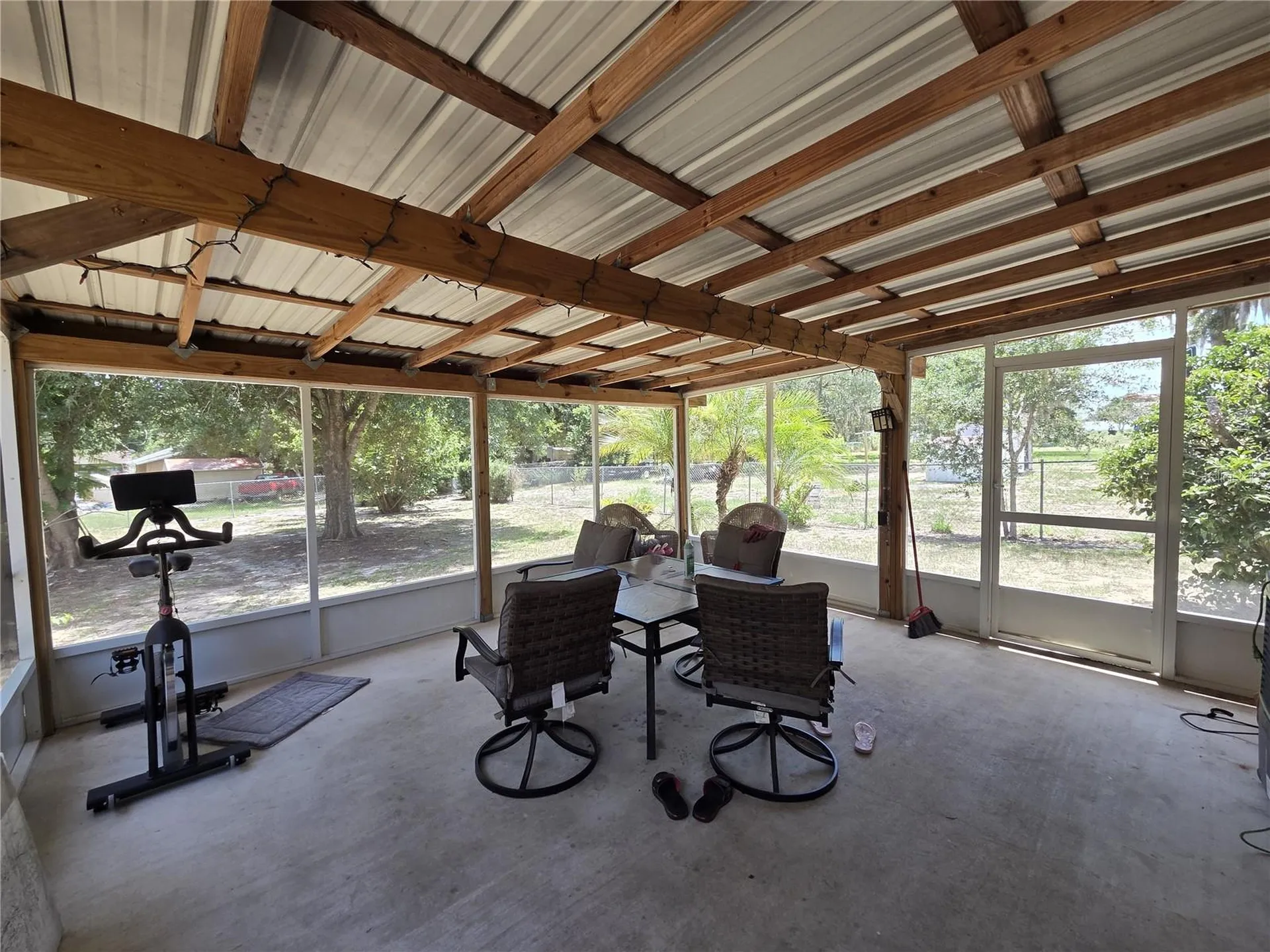 124 E F Street Frostproof FL 33843