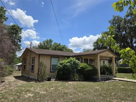 124 E F Street Frostproof FL 33843